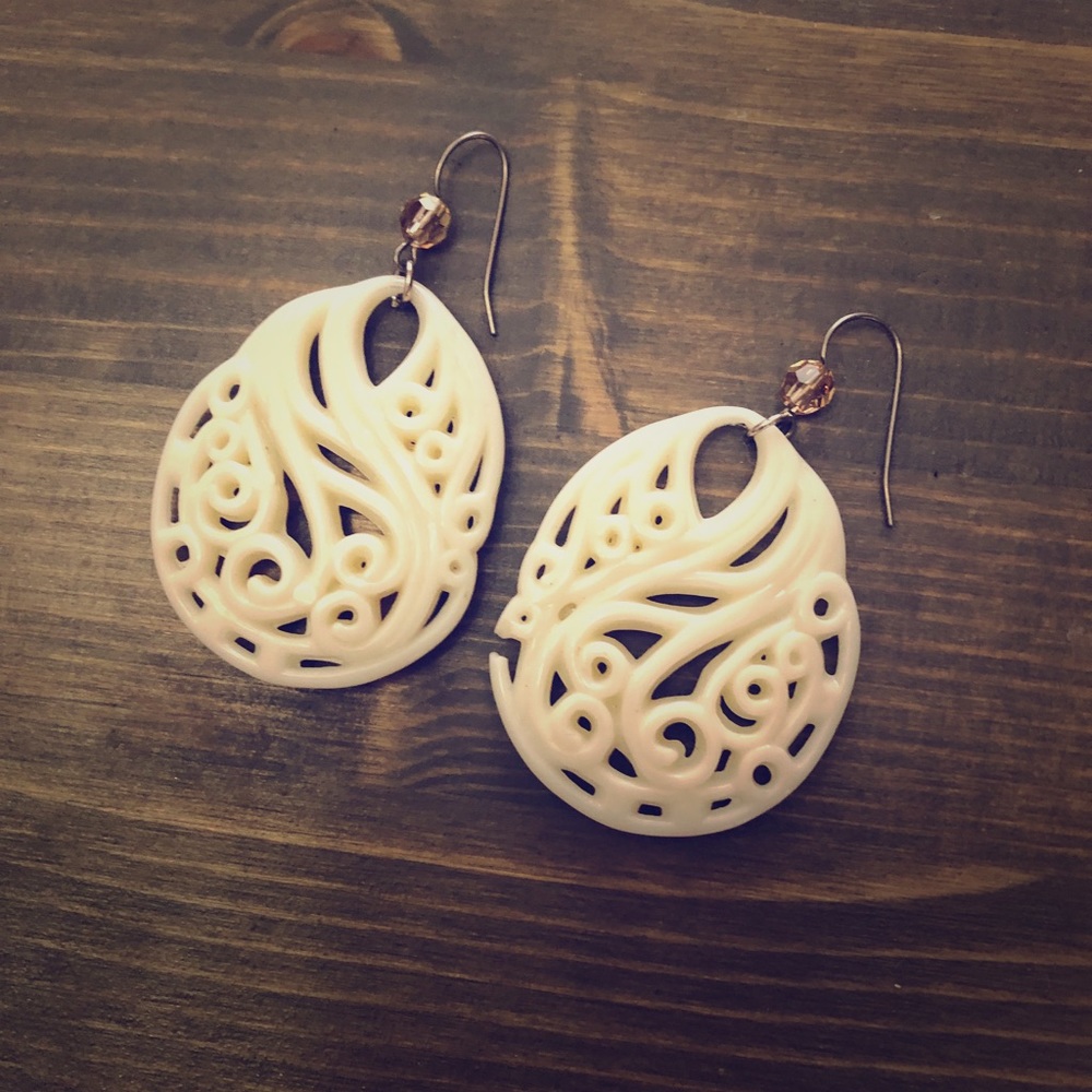 Tarina Tarantino Carved Lucite Earrings